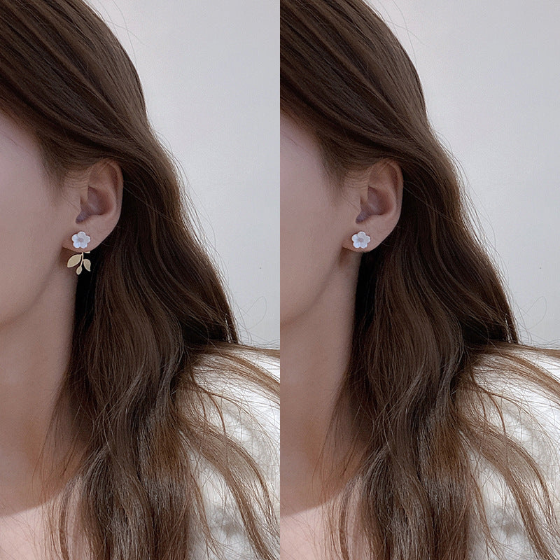 Aretes Pequeños De Aleación De Flor De Margarita al por mayor